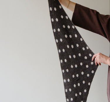 TILTIL Sara Triangle Polkadot Scarf Bruin