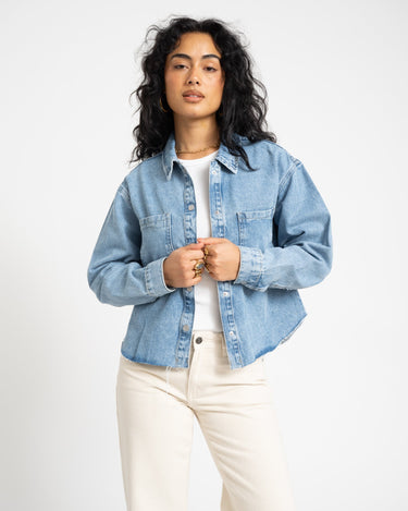 Alva Denim Shacket Light Blue - Things I Like Things I Love