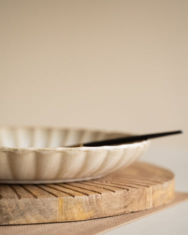 Astera Dinner Plate - Things I Like Things I Love