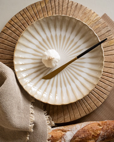 Astera Dinner Plate - Things I Like Things I Love