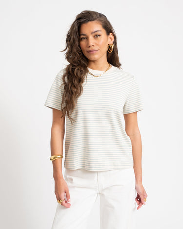 Aware Jada Naima O - Neck T-Shirt Birch/Gray Mist - Things I Like Things I Love