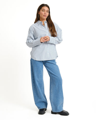 Bella Shirt Skyway Navy - Things I Like Things I Love