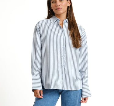 Bella Shirt Skyway Navy - Things I Like Things I Love