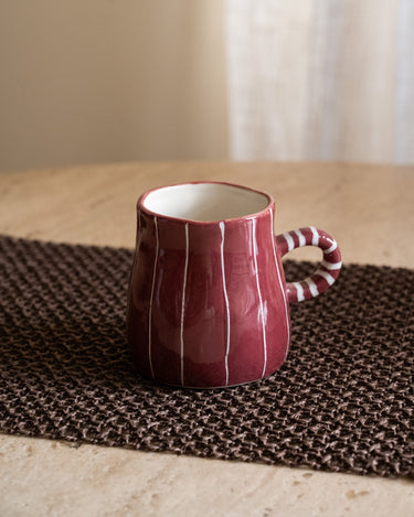 Bloomingville Handbeschilderde Mok Shirly Roze / Bordeaux - Things I Like Things I Love