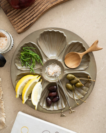 Bloomingville - Tray Lois Oysters - Things I Like Things I Love