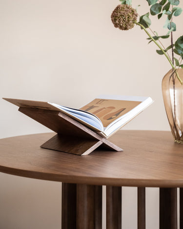 Book Stand Tonisi Wood - Things I Like Things I Love