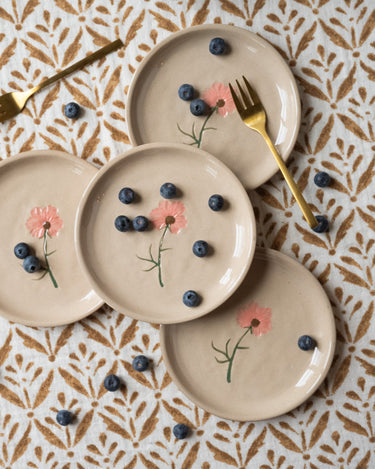 Cake Plate Flower - Things I Like Things I Love