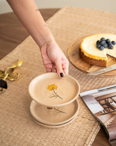 Cake Plate Flower Yellow - Things I Like Things I Love