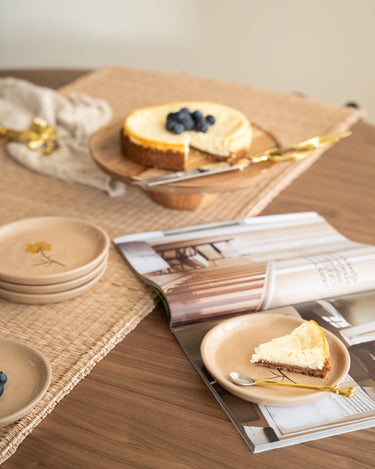 Cake Plate Flower Yellow - Things I Like Things I Love