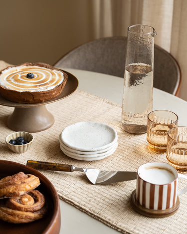 Cake Plate Vita Beige - Things I Like Things I Love