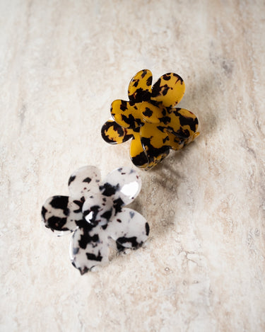 Claw Clip Flower Tortoise White - Things I Like Things I Love