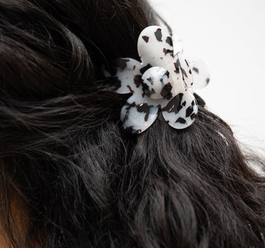 Claw Clip Flower Tortoise White - Things I Like Things I Love