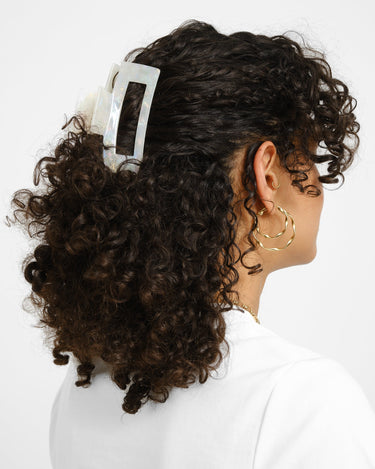 Claw Clip Shimmer White - Things I Like Things I Love