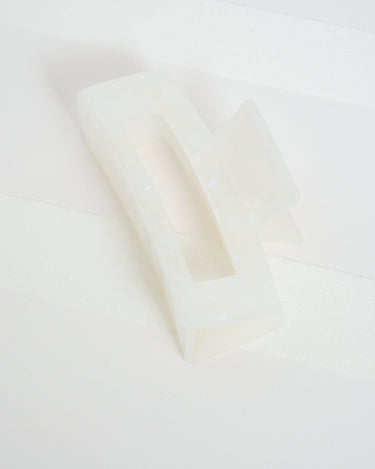 Claw Clip Shimmer White - Things I Like Things I Love