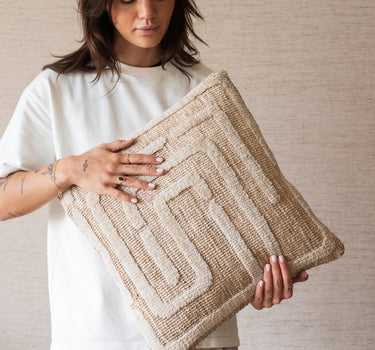 Cushion Benoni - Things I Like Things I Love