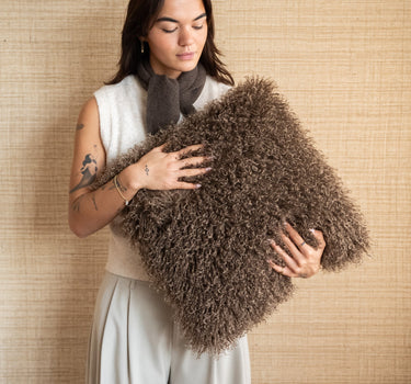 Cushion Bubion Furry Brown - Things I Like Things I Love