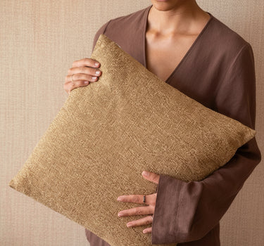 Cushion Dayton Caramel - Things I Like Things I Love
