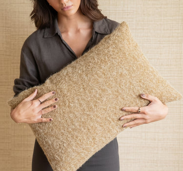Cushion Kello - Things I Like Things I Love