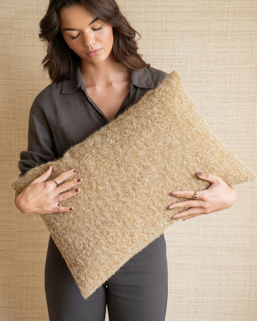 Cushion Kello - Things I Like Things I Love