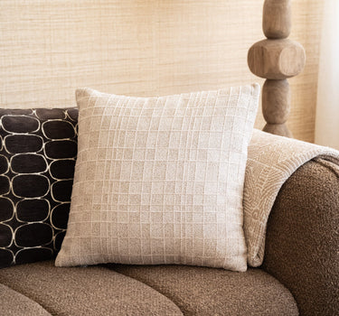 Cushion Pure Beige - Things I Like Things I Love