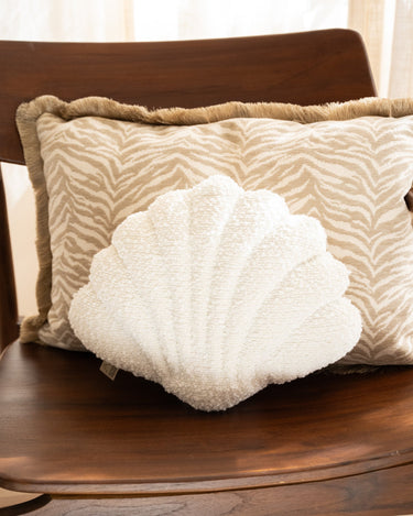 Cushion Shell White - Things I Like Things I Love