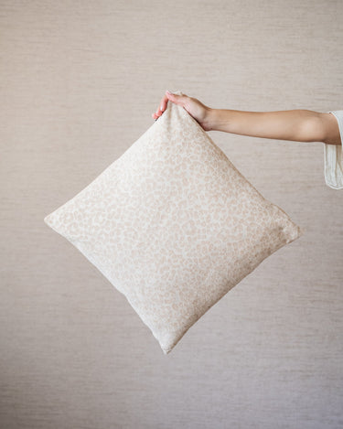 Cushion Siem Leopard Sand - Things I Like Things I Love