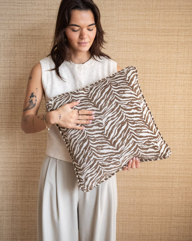 Cushion Tigra Brown 45x45 - Things I Like Things I Love