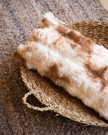 Cushion Velora Fluffy Brown - Things I Like Things I Love