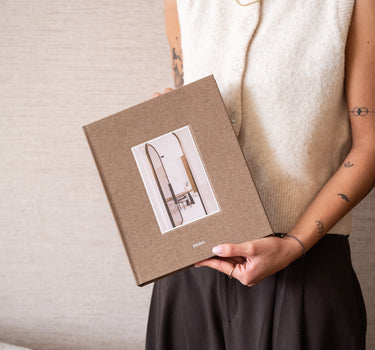 Deco / Storage Book Calm Living Linen - Things I Like Things I Love