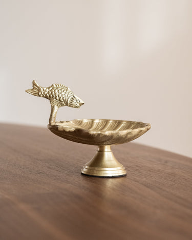 Deco Tray Shell Fish Brass - Things I Like Things I Love