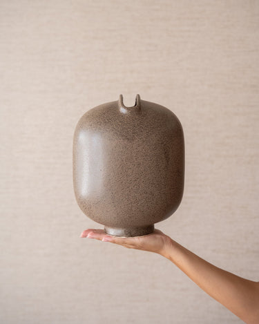 Deco Vaas Loanne Bruin - Things I Like Things I Love