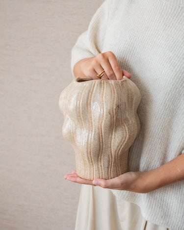 Deco Vaas Organisch Beige - Things I Like Things I Love