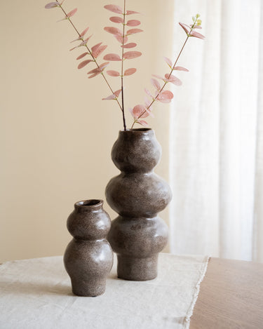 Deco Vaas Rogano Dark Brown - Things I Like Things I Love