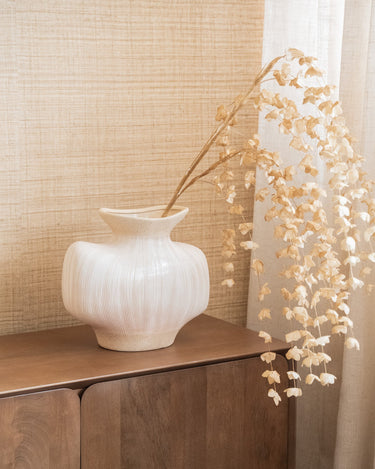 Deco Vase Holly Beige - Things I Like Things I Love