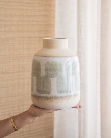 Deco Vase Mara Stoneware Beige - Things I Like Things I Love