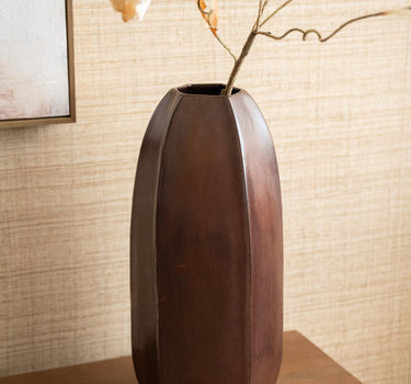 Deco Vase Serra Rust - Things I Like Things I Love