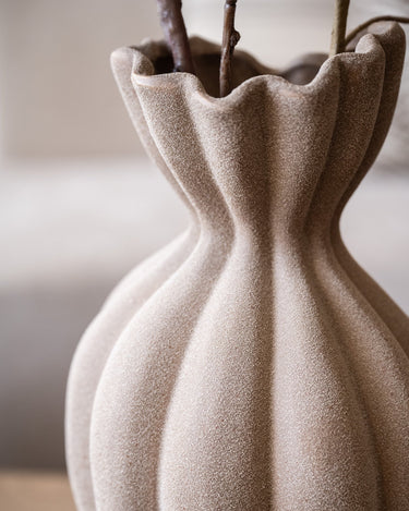 Deco Vase Sillian Brown - Things I Like Things I Love
