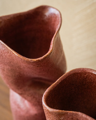 Deco Vase Songa Burgundy - Things I Like Things I Love