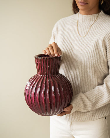 Deco Vase Zirja Burgundy - Things I Like Things I Love