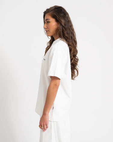 DR Denim Trooper Tee Flower Offwhite - Things I Like Things I Love