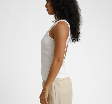 Frida U - Neck Top Bright White - Things I Like Things I Love