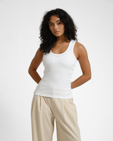 Frida U - Neck Top Bright White - Things I Like Things I Love