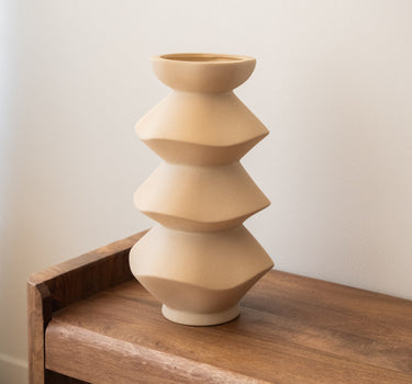 Grote Deco Vaas Loxley Zand - Things I Like Things I Love
