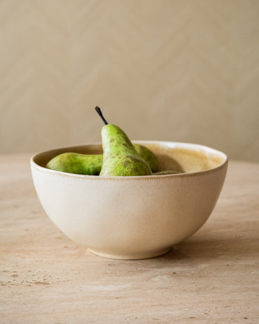 Grote Handgemaakte Saladeschaal Livia Champagne - Things I Like Things I Love
