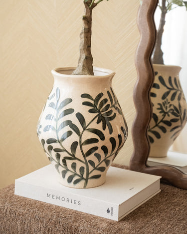 Grote Handgeschilderde Deco Vaas Leaf Green - Things I Like Things I Love