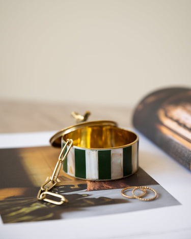 Handmade Circus Box Lola Pine - Things I Like Things I Love