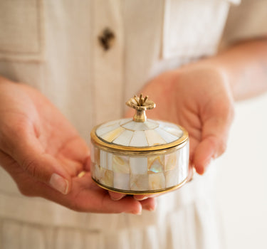 Handmade Circus Box Maisie Pearly - Things I Like Things I Love