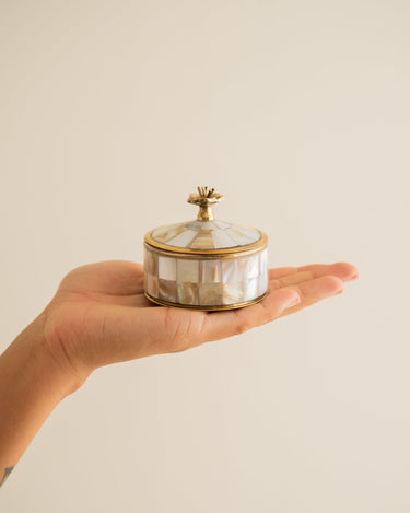 Handmade Circus Box Maisie Pearly - Things I Like Things I Love