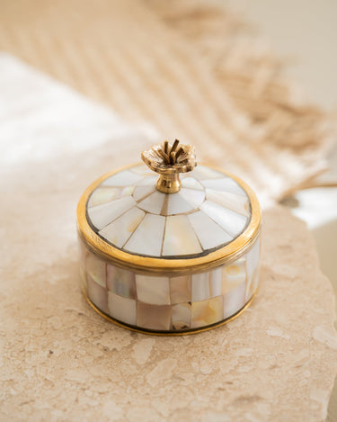 Handmade Circus Box Maisie Pearly - Things I Like Things I Love
