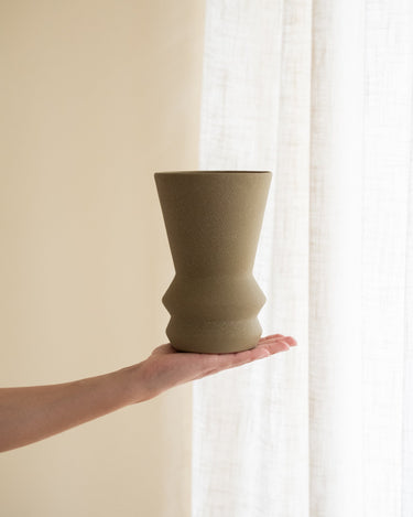 Handmade Deco Vaas Engobe Green - Things I Like Things I Love